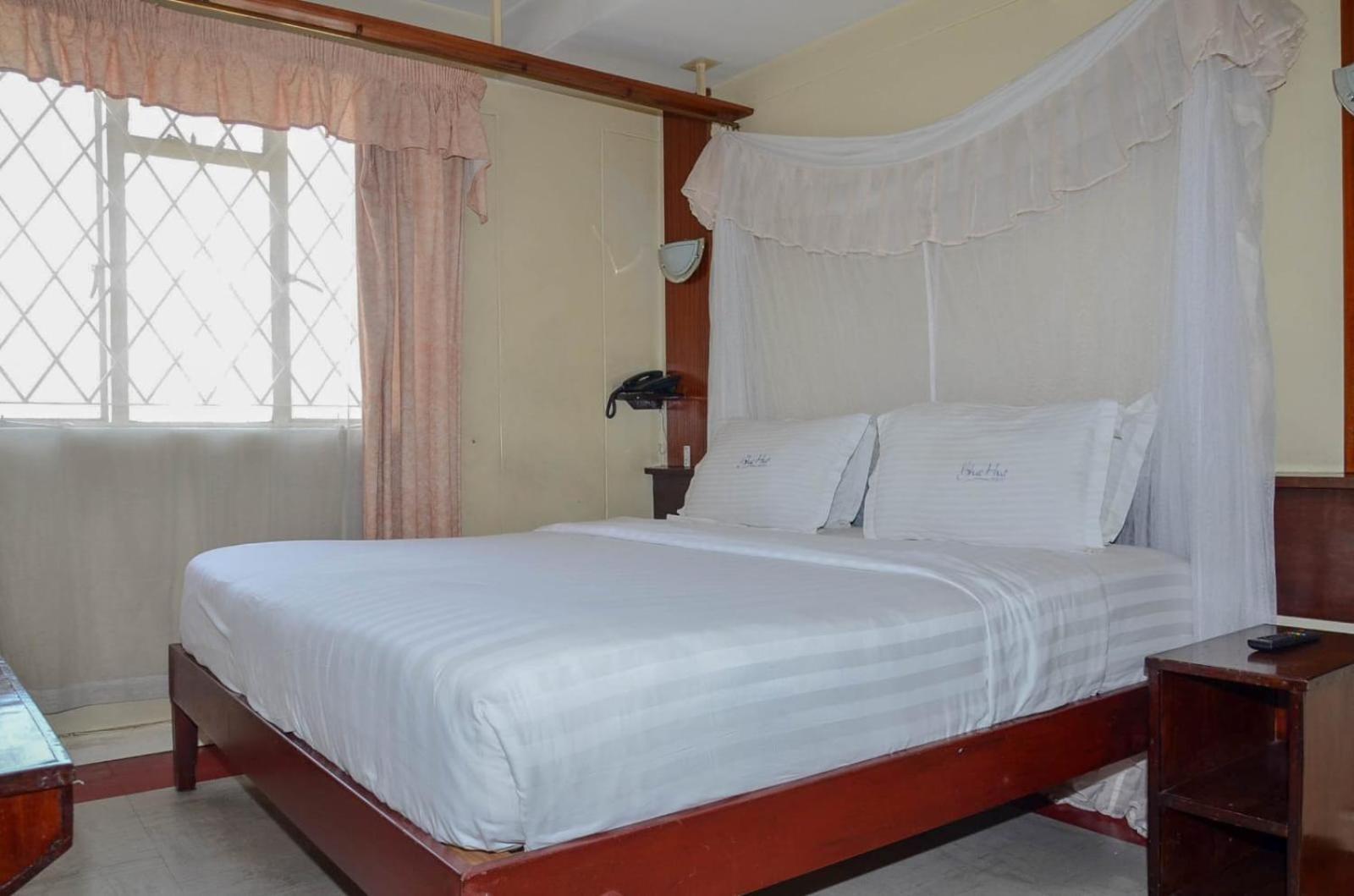 Blue Hut Hotel ไนโรบี ภายนอก รูปภาพ